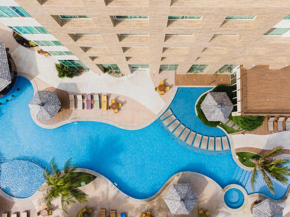 Gran Mareiro Hotel Fortaleza  Zewnętrze zdjęcie The pool at the hotel